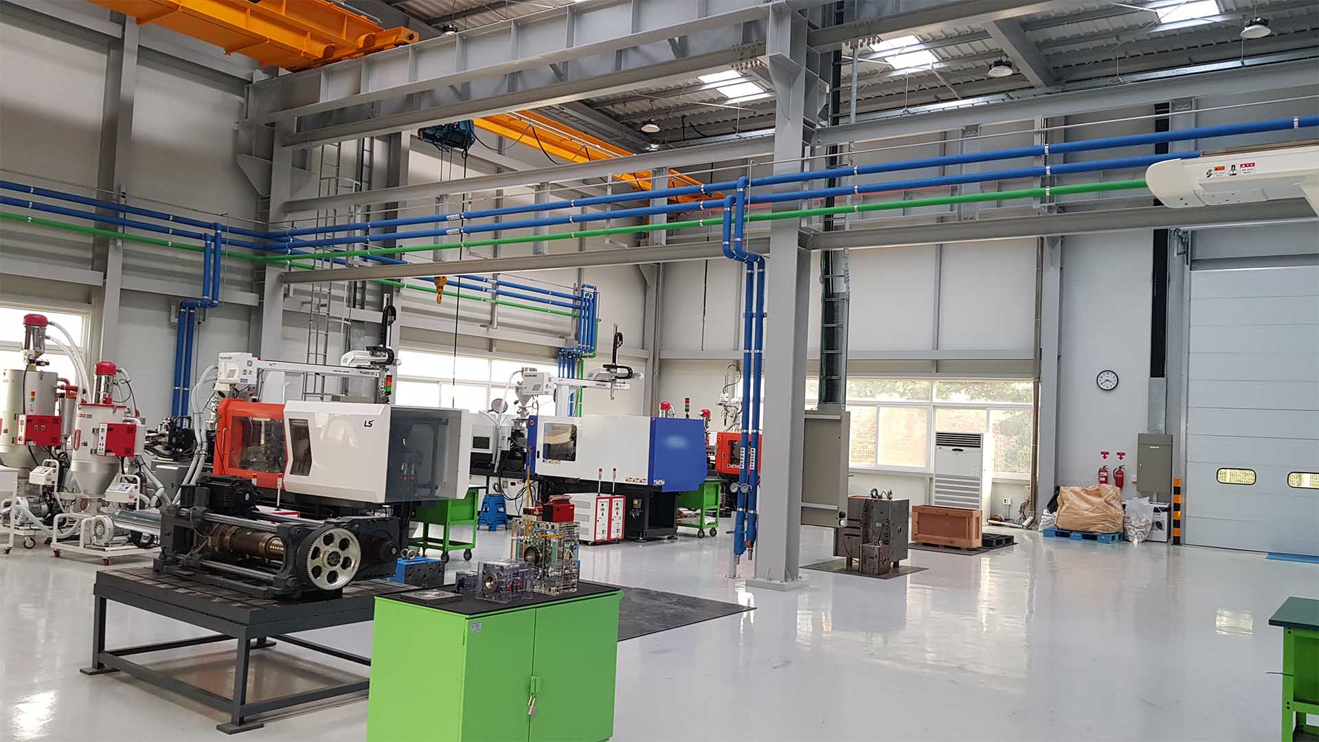 Injection Molding Machine Training Center